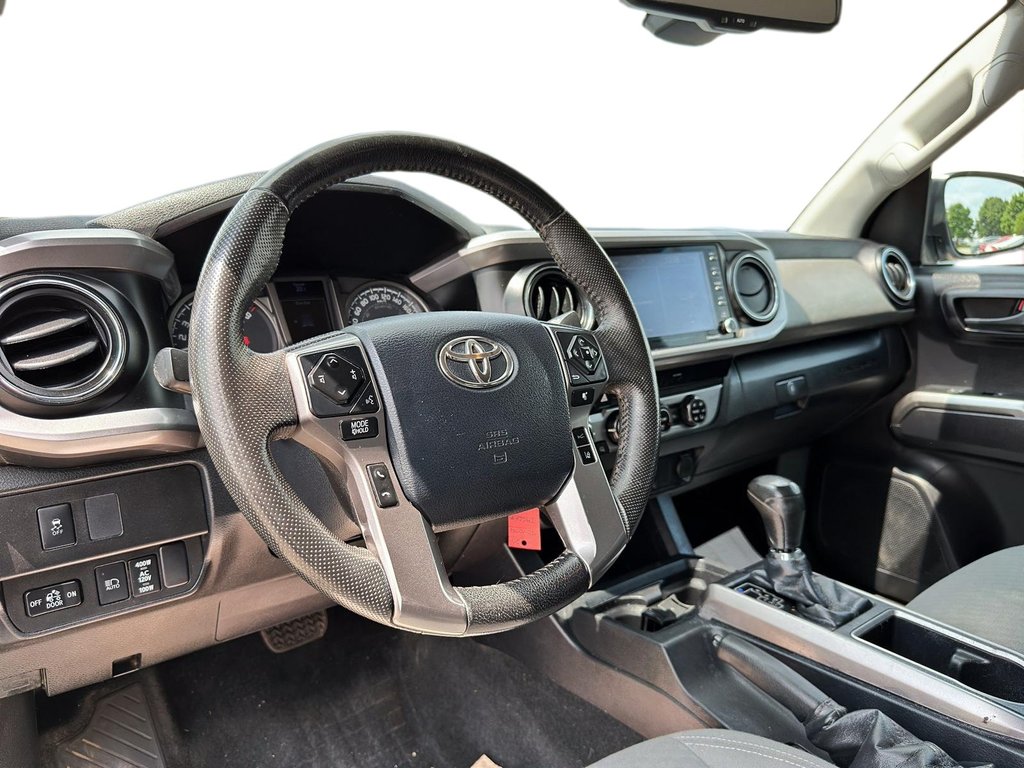 2020  Tacoma 4x4 Double Cab Regular Bed V6 6A in Stratford, Ontario - 7 - w1024h768px