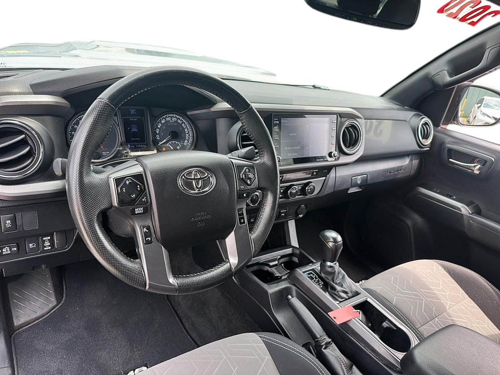 2020 Toyota Tacoma 4x4 Double Cab Regular Bed V6 6A in Stratford, Ontario - 8 - w1024h768px