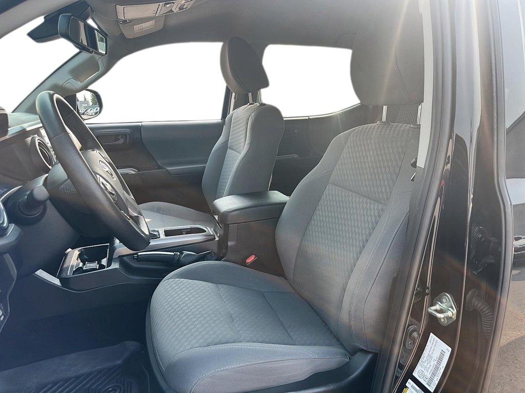 2020 Toyota Tacoma 4x4 Access Cab Regular Bed V6 6A in Stratford, Ontario - 7 - w1024h768px