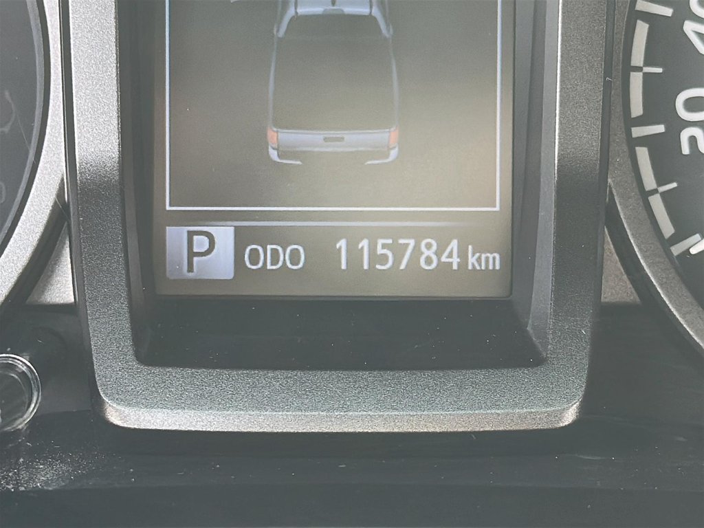2020 Toyota Tacoma 4x4 Double Cab Regular Bed V6 6A in Stratford, Ontario - 11 - w1024h768px