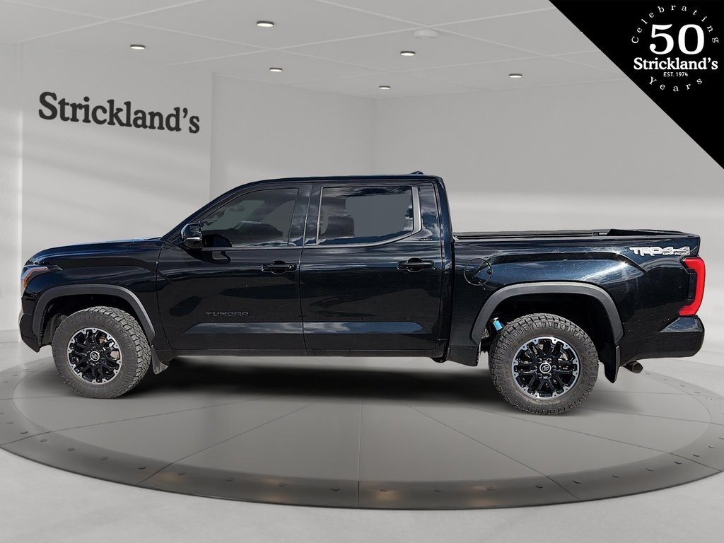 2022  TUNDRA 4X4 Tundra CrewMax SR in Stratford, Ontario - 5 - w1024h768px