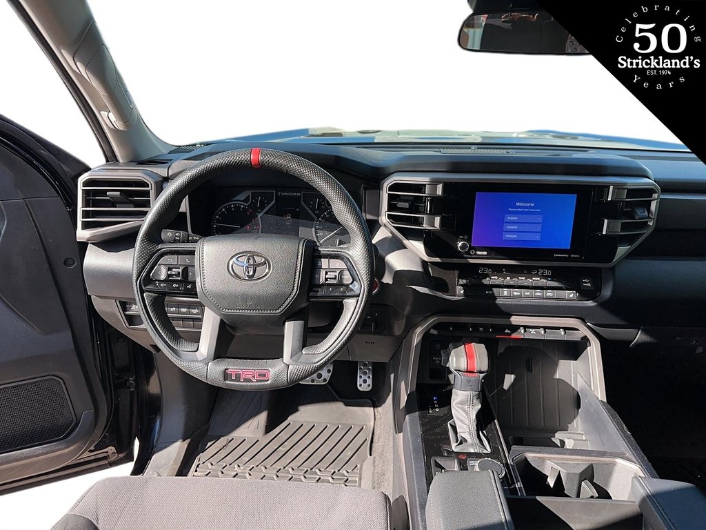 2022  TUNDRA 4X4 Tundra CrewMax SR in Stratford, Ontario - 8 - w1024h768px