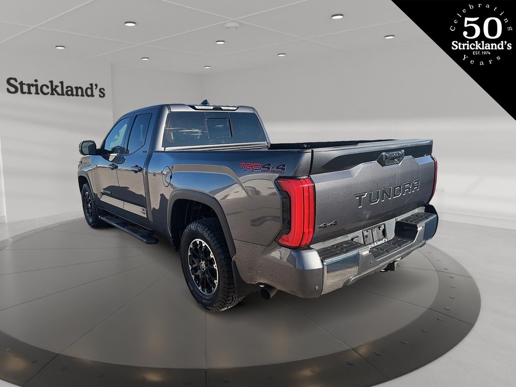 2022  TUNDRA 4X4 Tundra CrewMax SR in Stratford, Ontario - 4 - w1024h768px