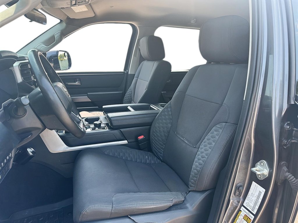2022 Toyota TUNDRA 4X4 Tundra Double Cab SR in Stratford, Ontario - 7 - w1024h768px