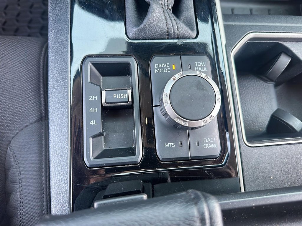 2022 Toyota TUNDRA 4X4 Tundra Double Cab SR in Stratford, Ontario - 14 - w1024h768px
