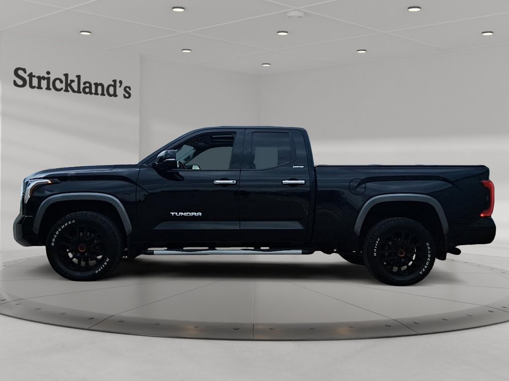 2022 Toyota Tundra 4X4 Tundra Double Cab Limited in Stratford, Ontario - 5 - w1024h768px