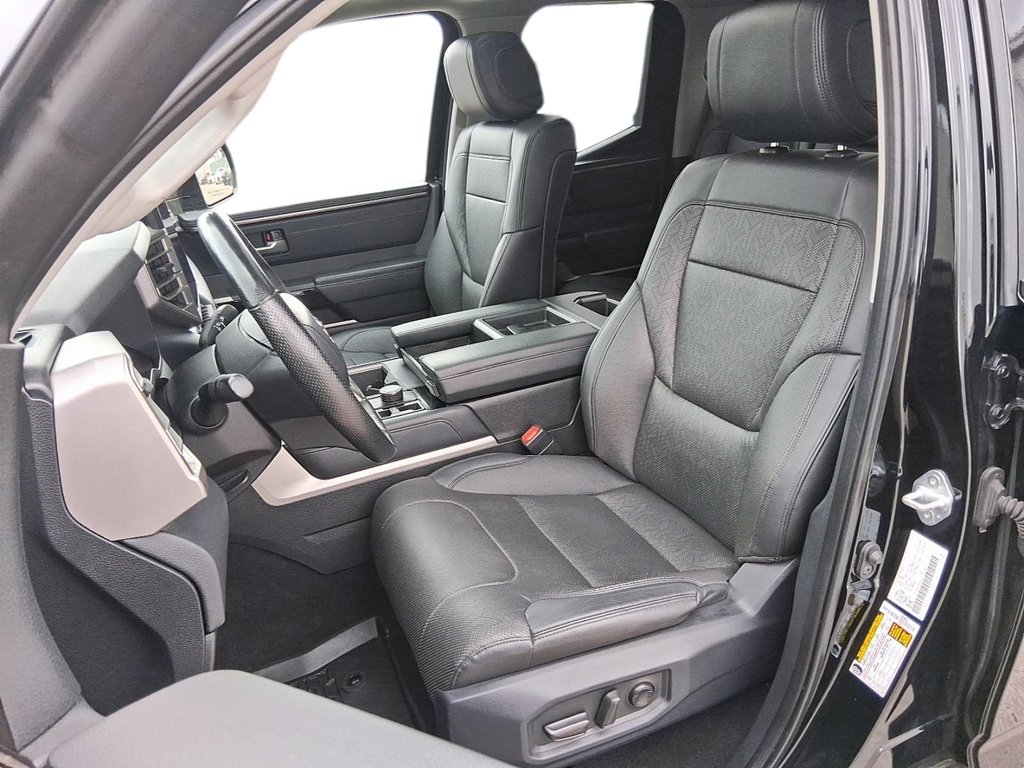 2022 Toyota Tundra 4X4 Tundra Double Cab Limited in Stratford, Ontario - 7 - w1024h768px