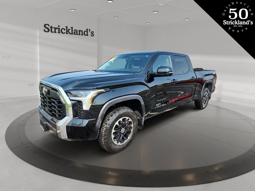 2023  TUNDRA 4X4 CrewMax SR5 L in Stratford, Ontario - 1 - w1024h768px