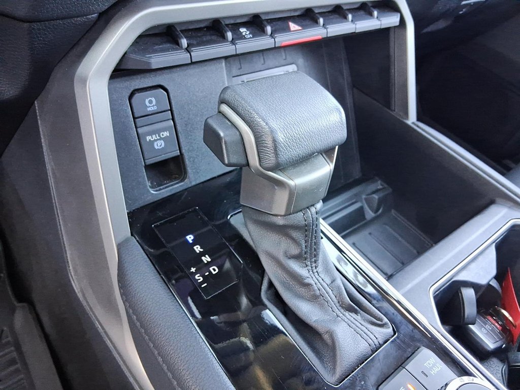 2023 Toyota Tundra 4X4 CrewMax Limited in Stratford, Ontario - 16 - w1024h768px