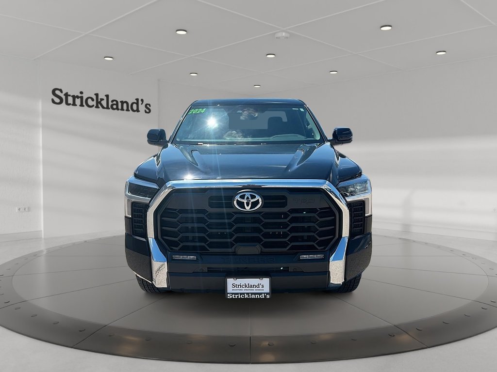 2024 Toyota TUNDRA 4X4 Tundra CrewMax SR in Stratford, Ontario - 2 - w1024h768px