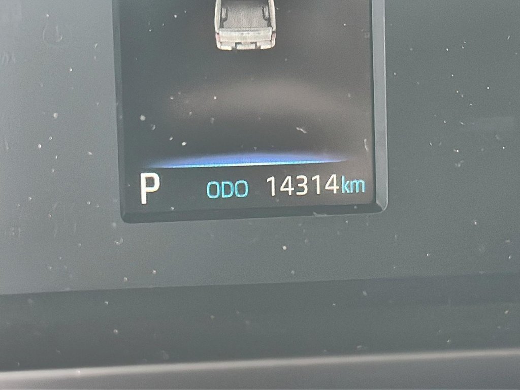 2024 Toyota TUNDRA 4X4 Tundra CrewMax SR in Stratford, Ontario - 11 - w1024h768px