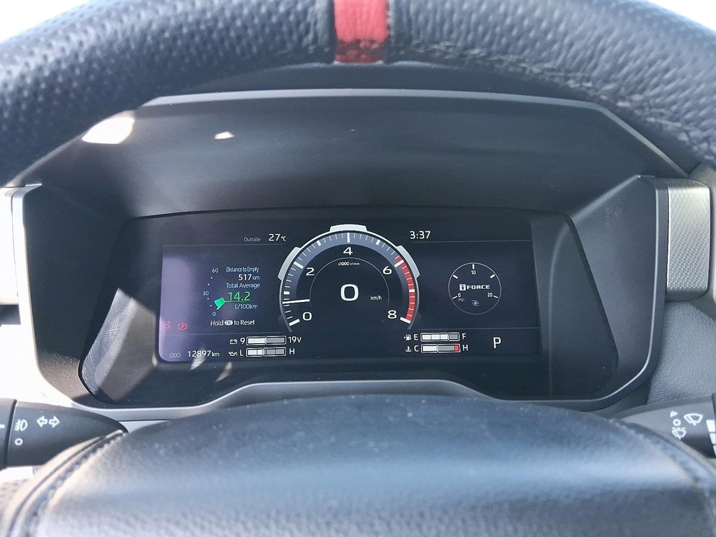 2024 Toyota Tundra 4X4 Tundra CrewMax Limited L in Stratford, Ontario - 12 - w1024h768px