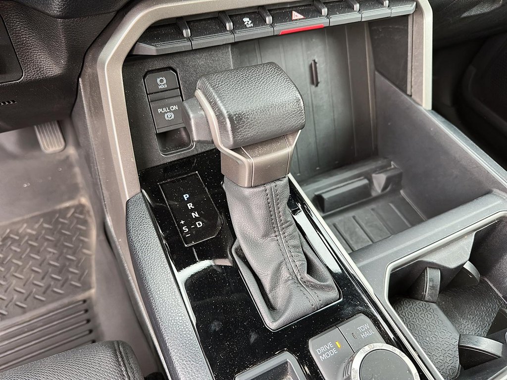 2025 Toyota TUNDRA 4X4 Tundra Double Cab SR in Stratford, Ontario - 13 - w1024h768px