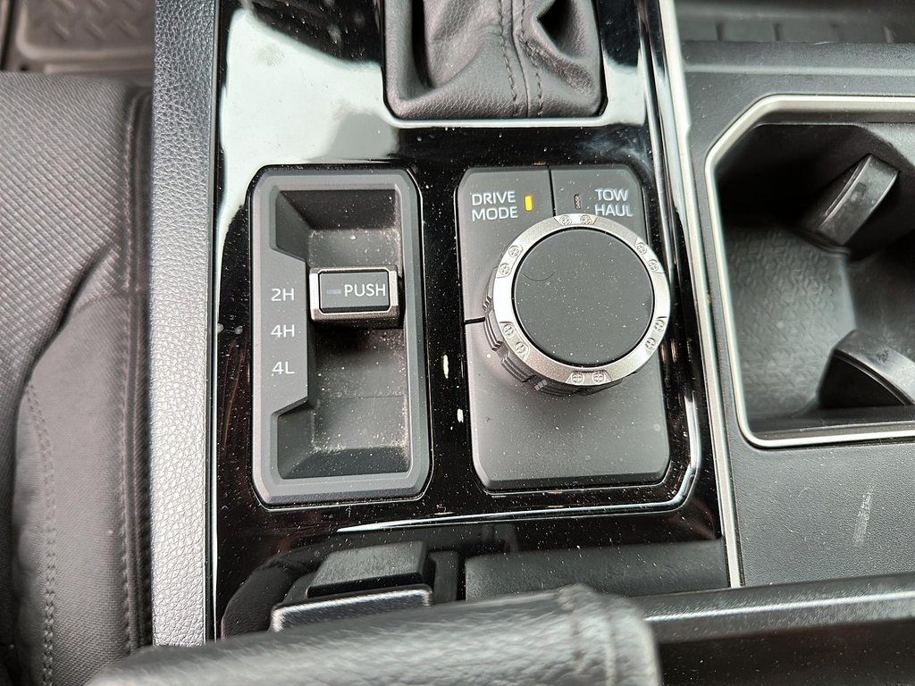 2025 Toyota TUNDRA 4X4 Tundra Double Cab SR in Stratford, Ontario - 14 - w1024h768px