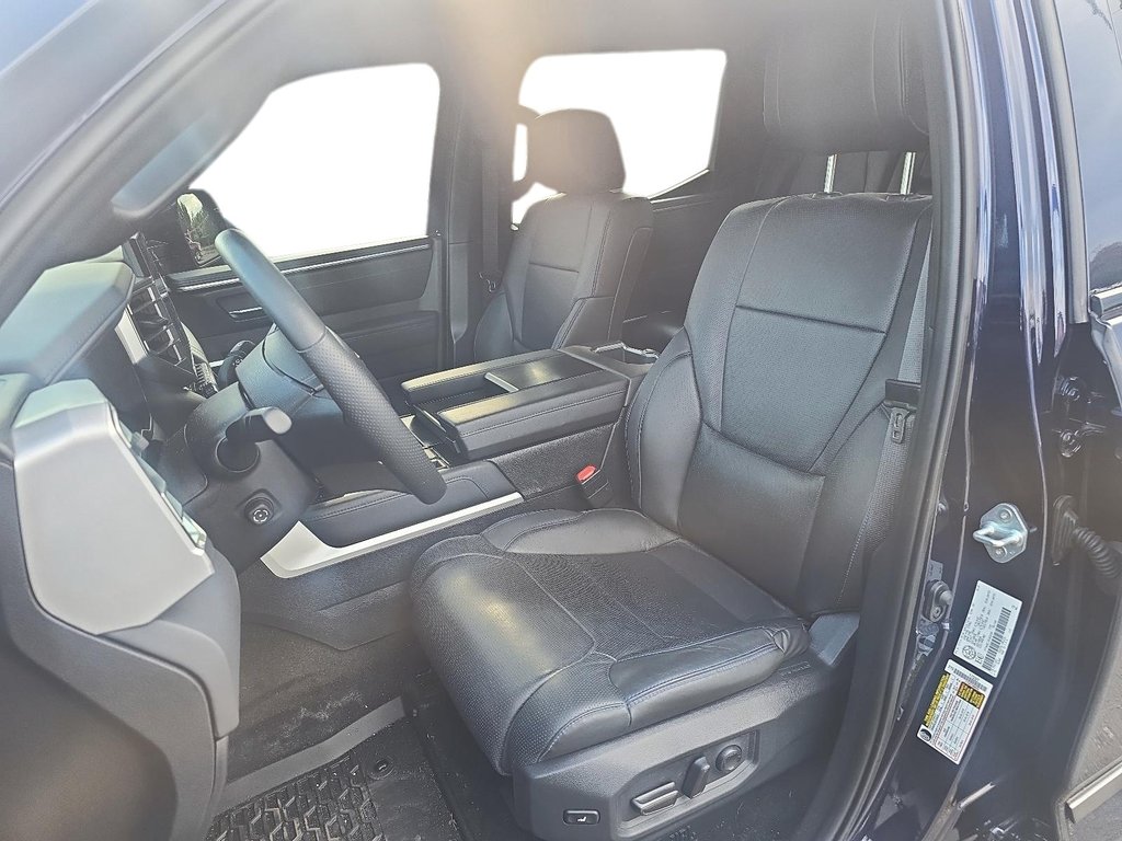 2025 Toyota Tundra 4X4 Tundra CrewMax Platinum in Stratford, Ontario - 7 - w1024h768px