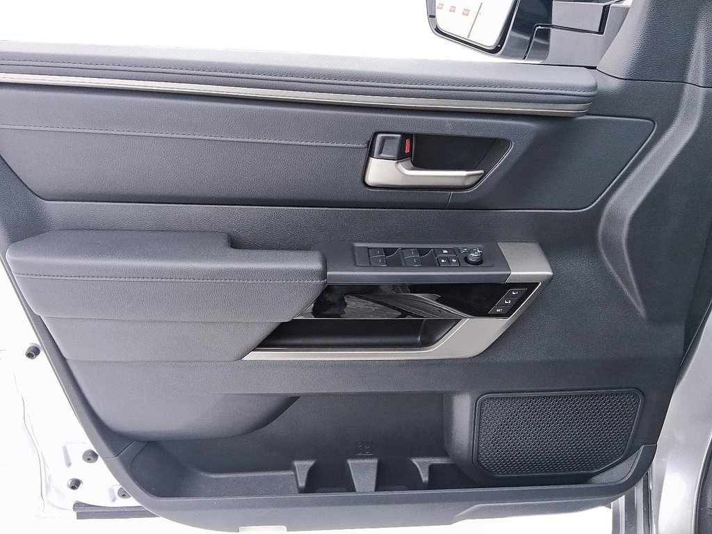 2025 Toyota Tundra 4X4 Tundra CrewMax Limited in Stratford, Ontario - 10 - w1024h768px