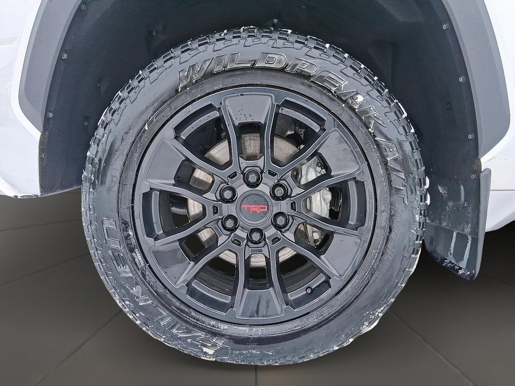 2025 Toyota Tundra 4X4 Tundra CrewMax Limited in Stratford, Ontario - 6 - w1024h768px