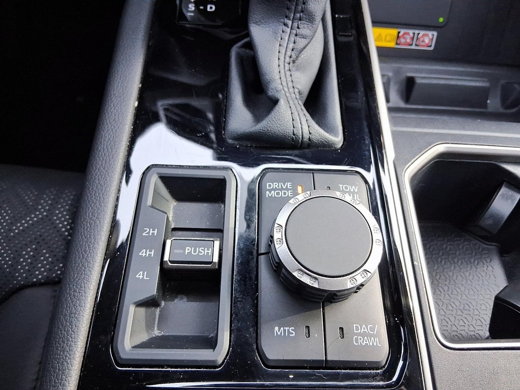 2025 Toyota Tundra 4X4 Tundra CrewMax Limited L in Stratford, Ontario - 16 - w1024h768px