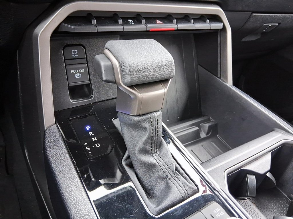 2025 Toyota Tundra 4X4 Tundra CrewMax SR5 L in Stratford, Ontario - 15 - w1024h768px