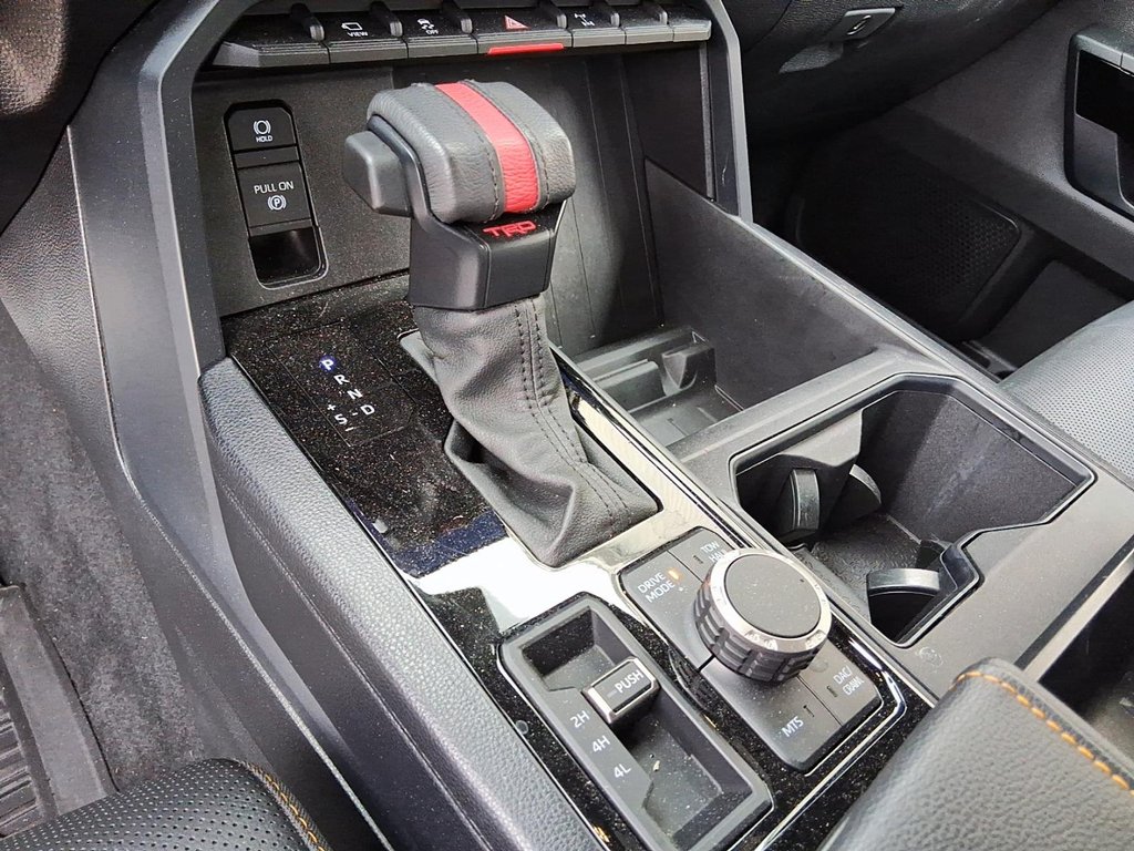 2025 Toyota Tundra 4X4 Tundra CrewMax SR in Stratford, Ontario - 15 - w1024h768px