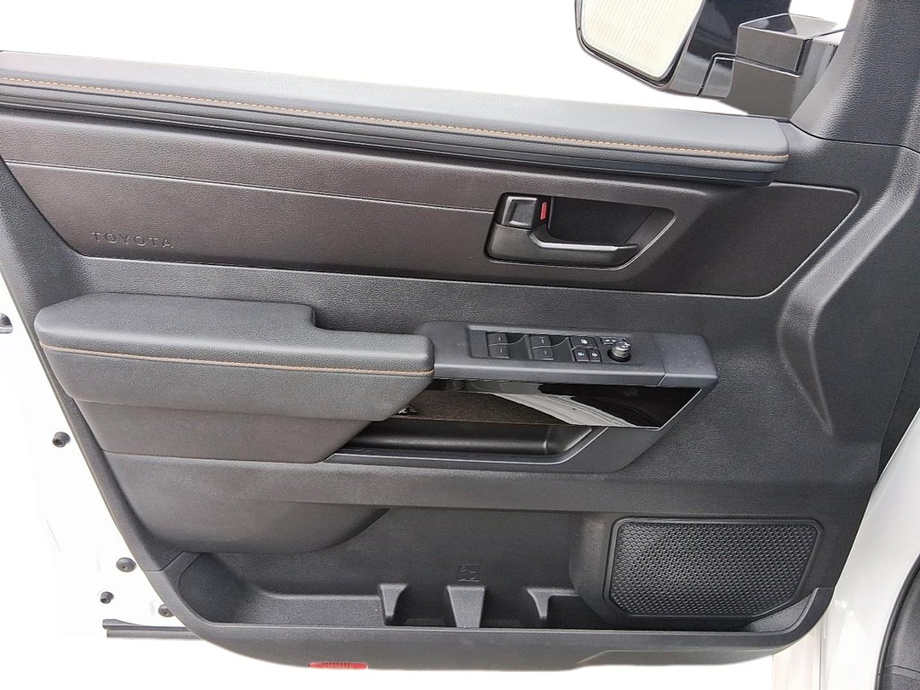 2025 Toyota Tundra 4X4 Tundra CrewMax SR in Stratford, Ontario - 10 - w1024h768px