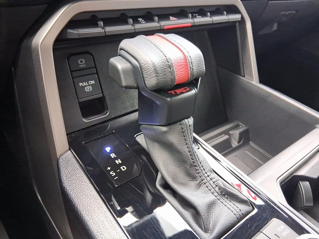 2026 Toyota Tundra 4X4 Tundra CrewMax SR in Stratford, Ontario - 16 - w1024h768px