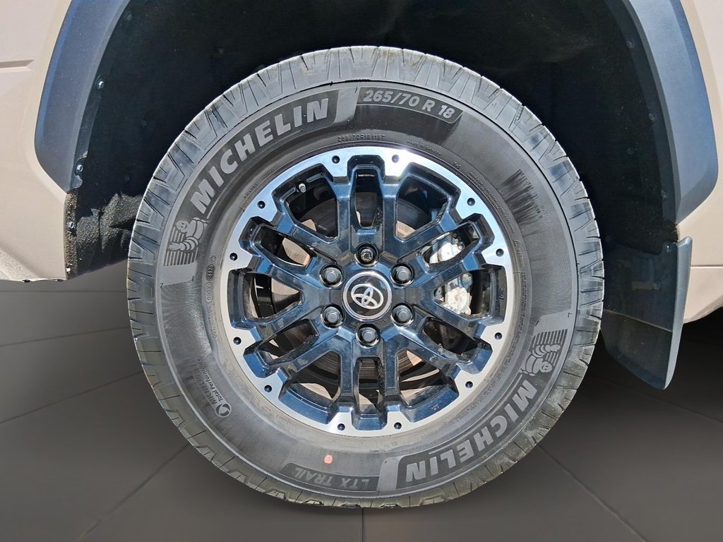 2026 Toyota Tundra 4X4 Tundra CrewMax SR in Stratford, Ontario - 6 - w1024h768px