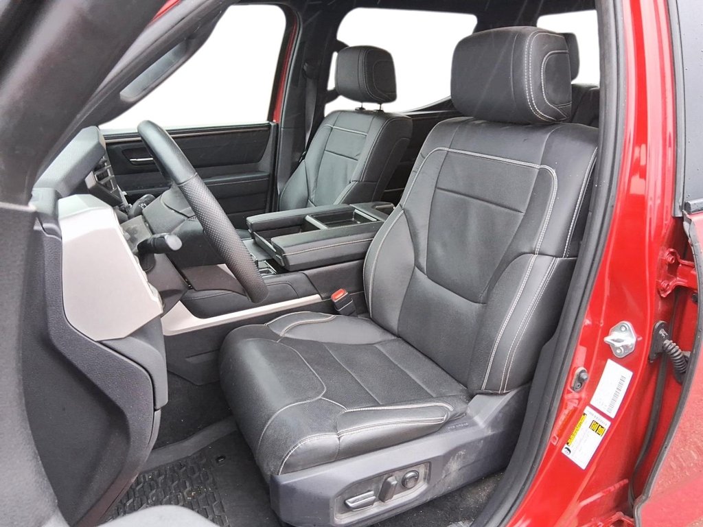 2026 Toyota Tundra 4X4 Tundra CrewMax Limited in Stratford, Ontario - 7 - w1024h768px