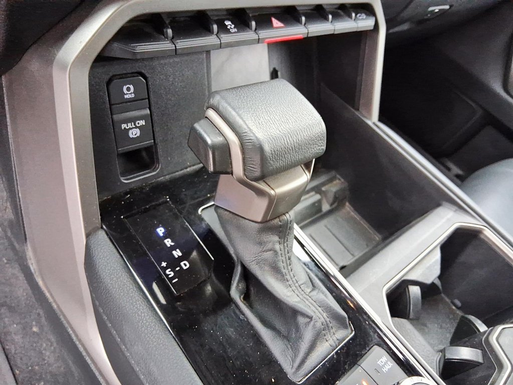 2026 Toyota Tundra 4X4 Tundra CrewMax Limited in Stratford, Ontario - 16 - w1024h768px