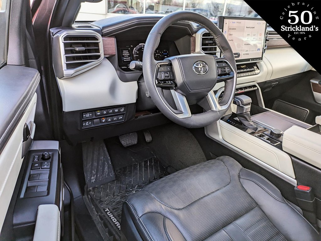 2022  TUNDRA HYBRID CrewMax Capstone in Stratford, Ontario - 10 - w1024h768px