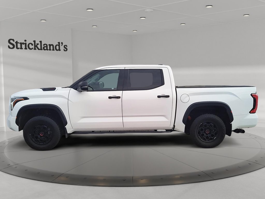 2023  TUNDRA HYBRID CrewMax Limited in Stratford, Ontario - 5 - w1024h768px