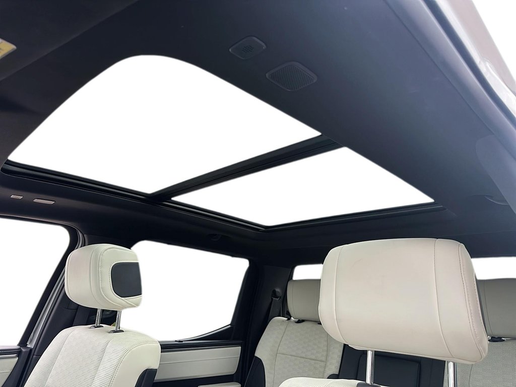 2023 Toyota TUNDRA HYBRID CrewMax Capstone in Stratford, Ontario - 17 - w1024h768px