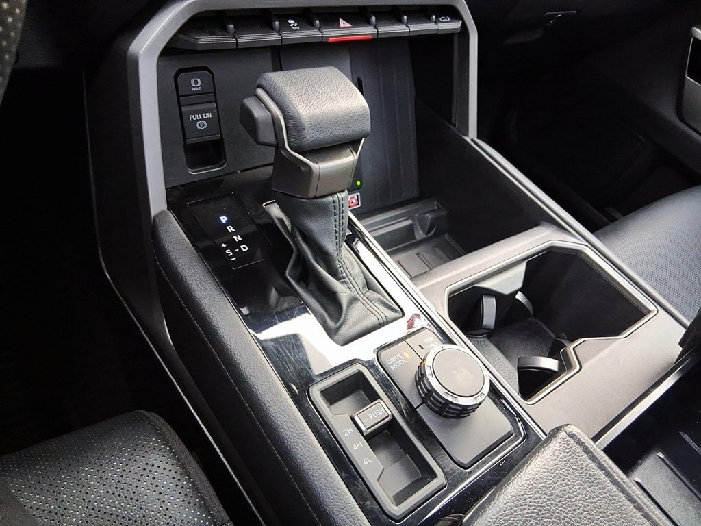 2025 Toyota Tundra Hybrid CrewMax Limited in Stratford, Ontario - 15 - w1024h768px