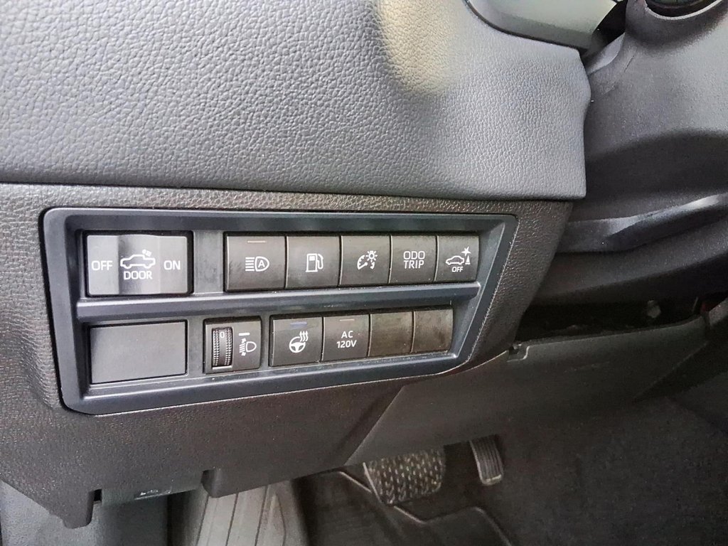 2025 Toyota Tundra Hybrid CrewMax Limited in Stratford, Ontario - 17 - w1024h768px