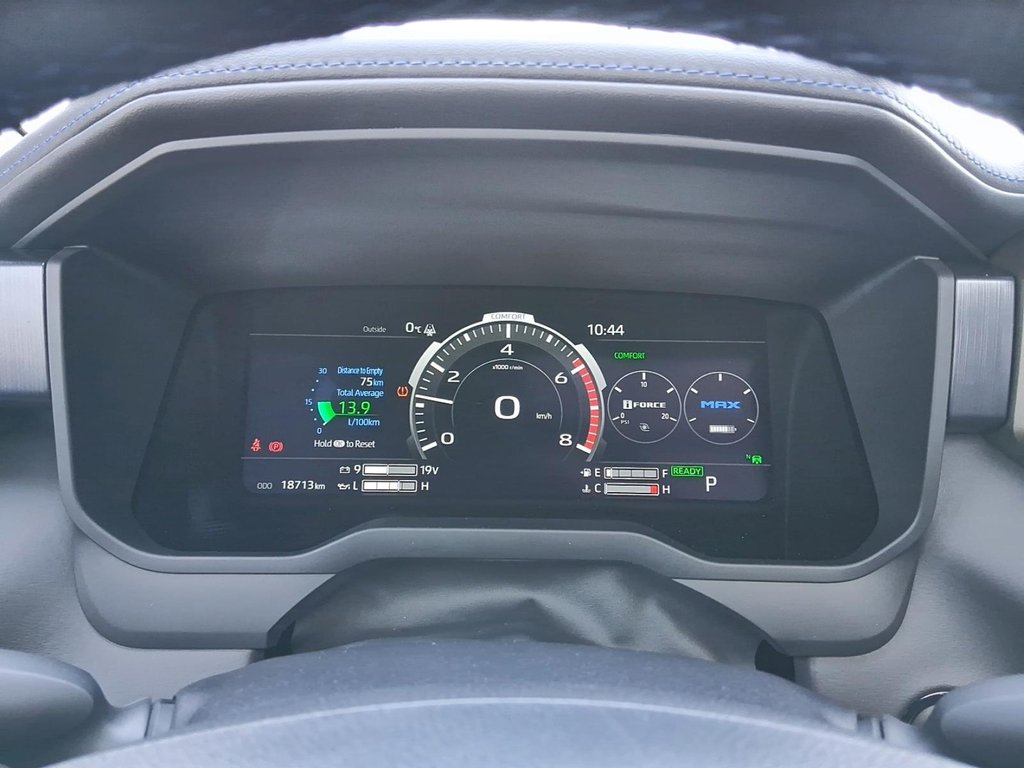 2026 Toyota Tundra Hybrid CrewMax Platinum in Stratford, Ontario - 14 - w1024h768px