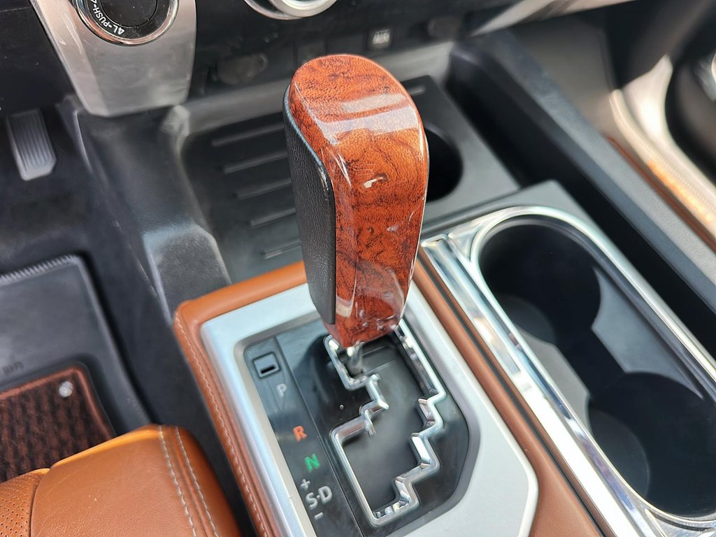 2018 Toyota Tundra 4x4 CrewMax Platinum 5.7 6A in Stratford, Ontario - 14 - w1024h768px