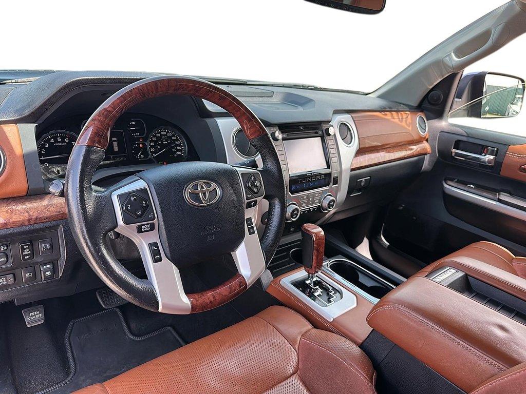 2018 Toyota Tundra 4x4 CrewMax Platinum 5.7 6A in Stratford, Ontario - 9 - w1024h768px