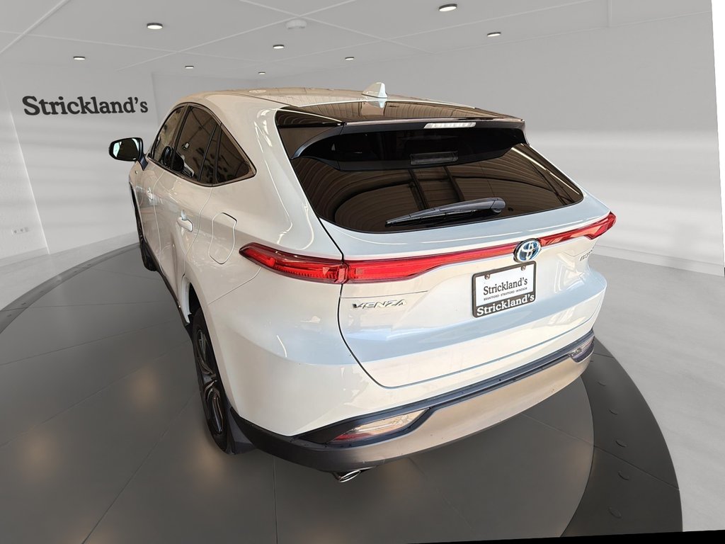 2021 Toyota Venza Hybrid Venza LE in Stratford, Ontario - 4 - w1024h768px