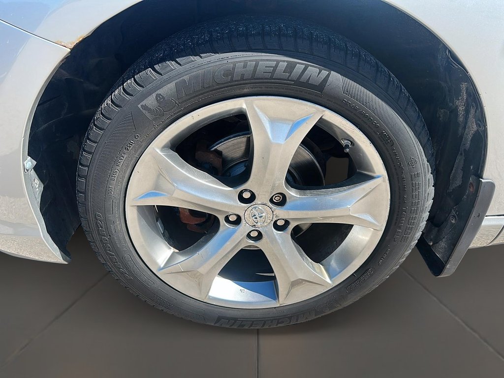 2011 Toyota Venza V6 AWD 6A in Stratford, Ontario - 7 - w1024h768px