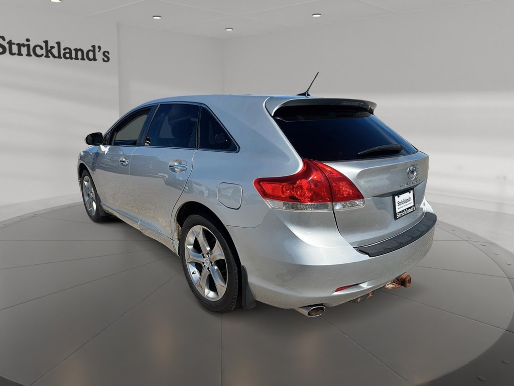 2011 Toyota Venza V6 AWD 6A in Stratford, Ontario - 4 - w1024h768px
