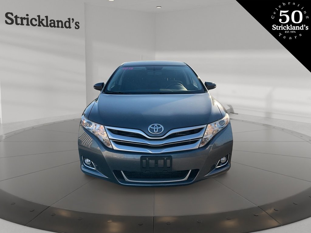 2016  Venza V6 AWD 6A in Stratford, Ontario - 2 - w1024h768px