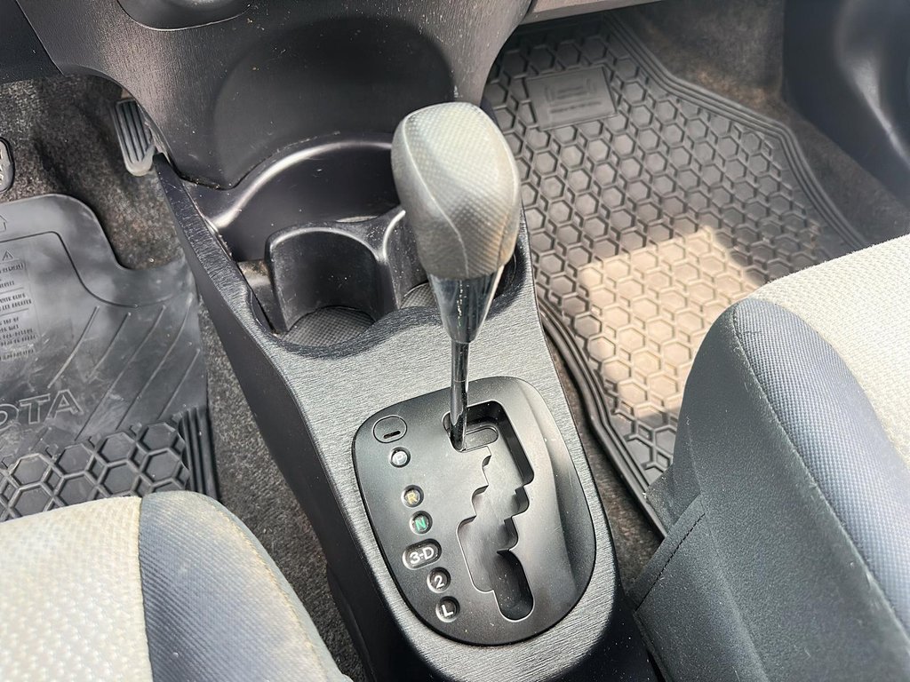 2013 Toyota Yaris 3 Dr CE Hatchback 4A in Stratford, Ontario - 14 - w1024h768px