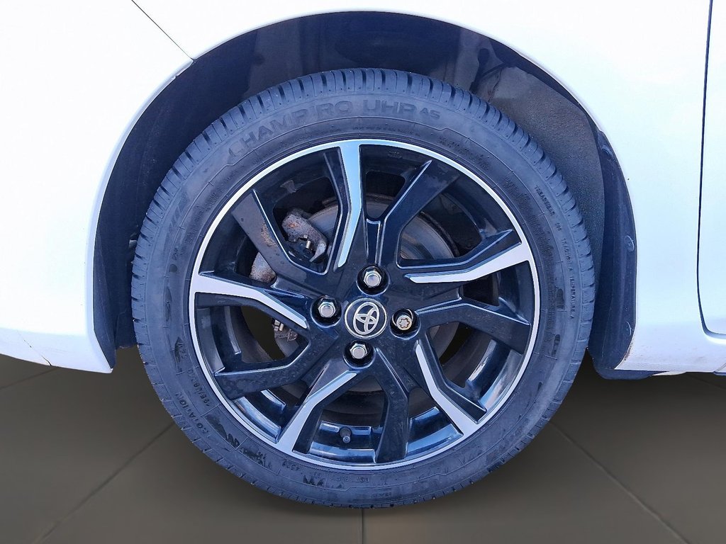 2016 Toyota Yaris 5 Dr SE Htbk 4A in Stratford, Ontario - 8 - w1024h768px