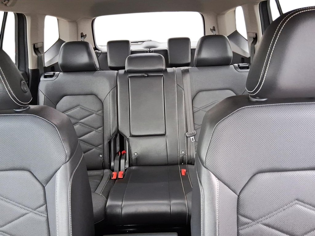 2024 Volkswagen Atlas Comfortline 2.0 TSI 4MOTION in Stratford, Ontario - 11 - w1024h768px