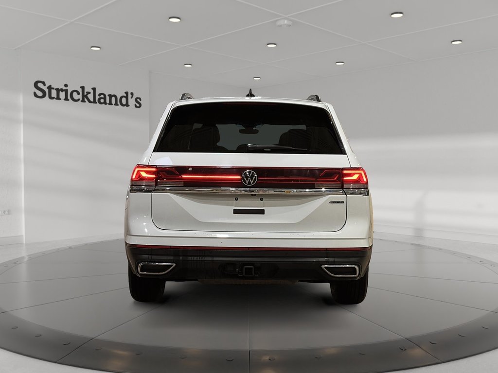 2024 Volkswagen Atlas Comfortline 2.0 TSI 4MOTION in Stratford, Ontario - 3 - w1024h768px