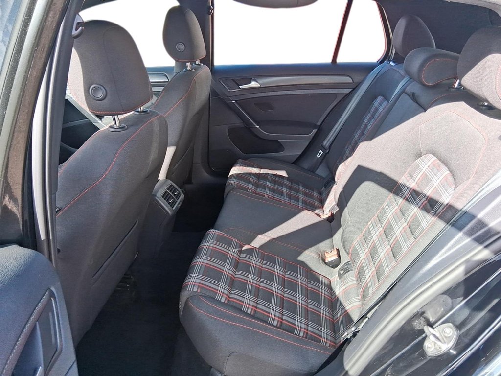 2019 Volkswagen Golf GTI 5-Dr 2.0T Autobahn 6sp in Stratford, Ontario - 10 - w1024h768px