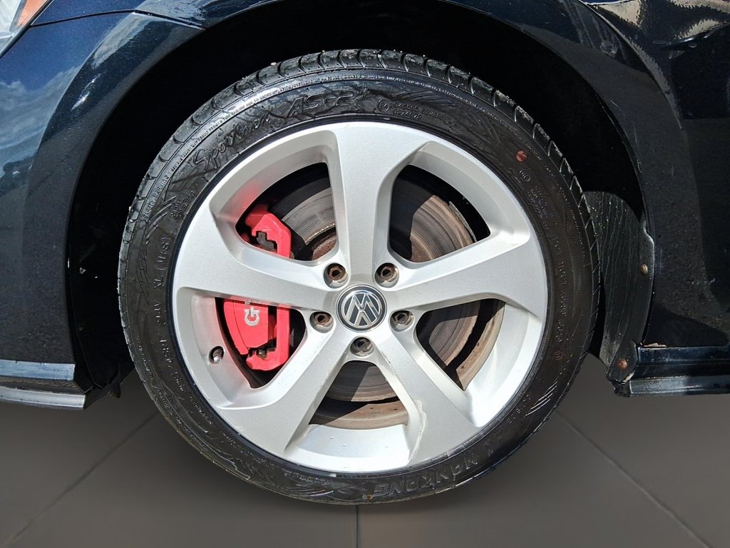 2019 Volkswagen Golf GTI 5-Dr 2.0T Autobahn 6sp in Stratford, Ontario - 8 - w1024h768px