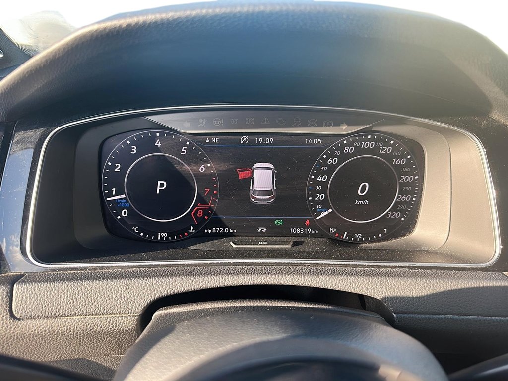 2018 Volkswagen Golf R 5-Dr 2.0T 4MOTION at DSG in Stratford, Ontario - 12 - w1024h768px
