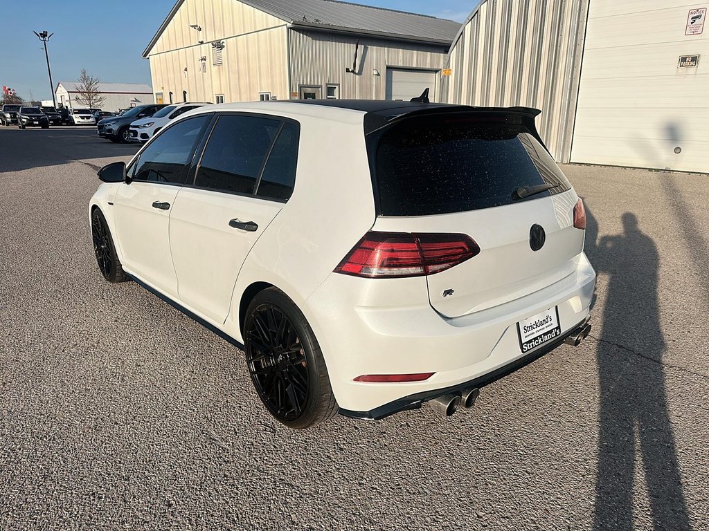2018 Volkswagen Golf R 5-Dr 2.0T 4MOTION at DSG in Stratford, Ontario - 4 - w1024h768px
