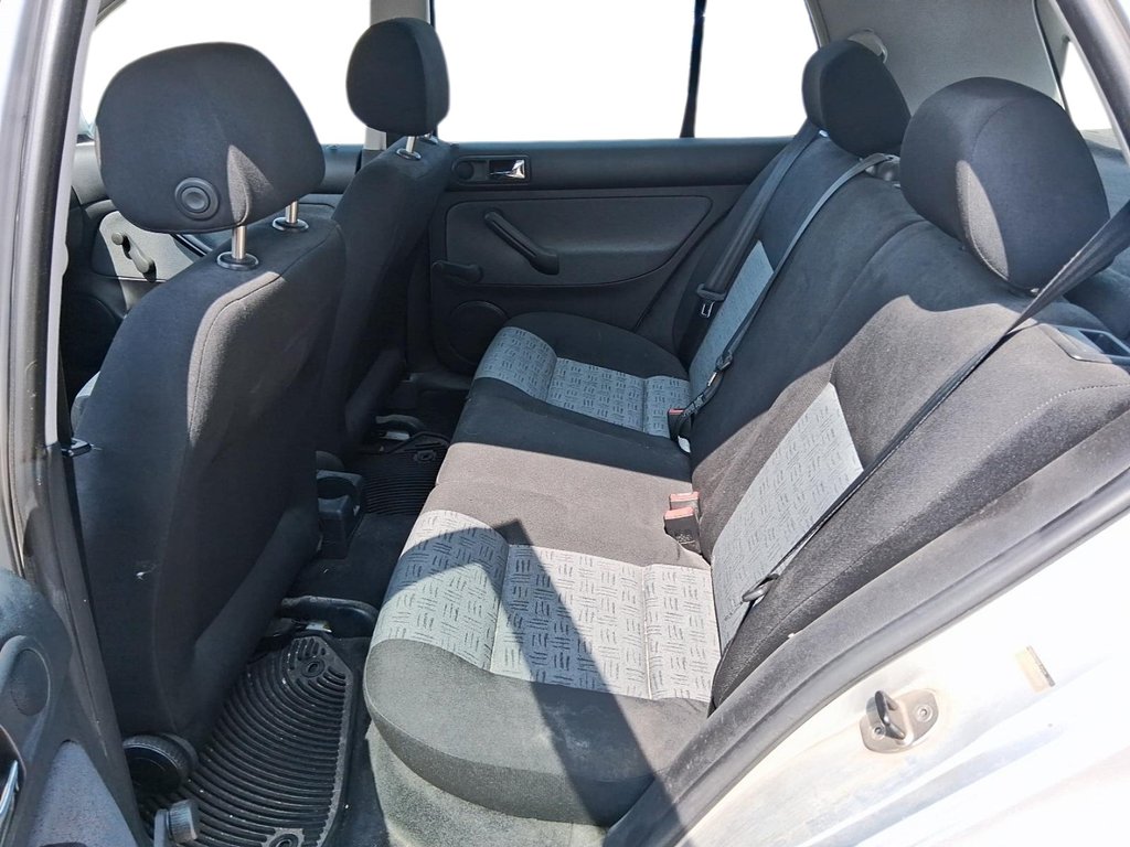 2007 Volkswagen Golf 4Dr Hbk in Stratford, Ontario - 8 - w1024h768px